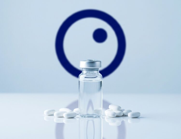 Tarsus Pharmaceuticals Acquires Alkeus, Gildeuretinol for Stargardt Disease